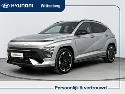 Zilver, metallic lak Nieuw 2024 Hyundai Kona Premium SUV | € 42.790 (Eerlijke prijs)