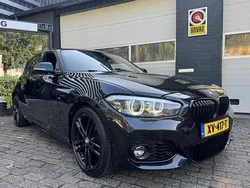 Zwart Gebruikt 2019 BMW 118 Executive Hatchback | € 16.950 (Super prijs)