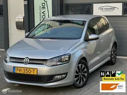 Grijs Gebruikt 2017 VW Polo Edition Hatchback | € 9.250 (Goede deal)