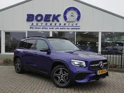 Blauw Gebruikt 2021 Mercedes GLB200 AMG SUV | € 39.340 (Eerlijke prijs)