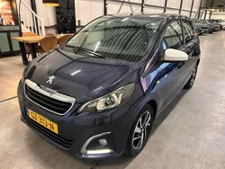 Blauw Gebruikt 2015 Peugeot 108 Envy Hatchback | € 4.999 (Eerlijke prijs)