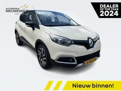 Twotone ivoire / noir etoilé Gebruikt 2016 Renault Captur XMOD SUV | € 9.945 (Eerlijke prijs)