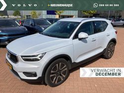 Grijs Gebruikt 2020 Volvo XC40 Momentum SUV | € 28.899 (Eerlijke prijs)