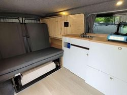 Wit Gebruikt 2012 VW T5 Van | € 25.950