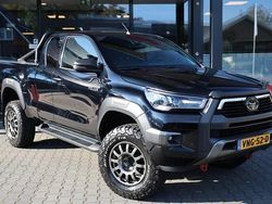 Zwart Gebruikt 2021 Toyota HiLux Pickup | € 39.995 (Eerlijke prijs)