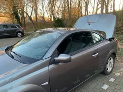 Grijs Gebruikt 2006 Renault Mégane Cabriolet Cabriolet | € 1.450 (Goede deal)