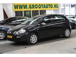 Zwart Gebruikt 2013 Fiat Punto Pop Hatchback | € 3.944 (Eerlijke prijs)