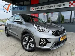 Grijs, metallic lak Gebruikt 2020 Kia Niro SUV | € 19.950 (Eerlijke prijs)