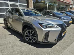 Grijs Gebruikt 2021 Lexus UX 250h Sport Line SUV | € 31.950