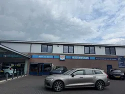 Grijs, metallic lak Gebruikt 2019 Volvo V60 Momentum Stationwagen | € 23.750 (Goede deal)