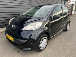 Zwart Gebruikt 2006 Peugeot 107 Hatchback | € 1.895 (Eerlijke prijs)