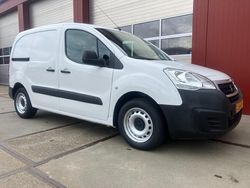 Wit Gebruikt 2018 Peugeot Partner Premium Van | € 6.950 (Eerlijke prijs)