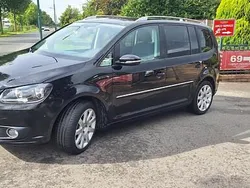 Zwart Gebruikt 2011 VW Touran Highline MPV | € 2.550