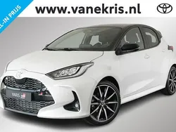Grijs Nieuw 2024 Toyota Yaris Plus Hatchback | € 37.240 (Eerlijke prijs)