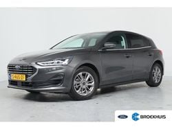 Grijs Gebruikt 2023 Ford Focus Titanium Hatchback | € 19.795 (Eerlijke prijs)