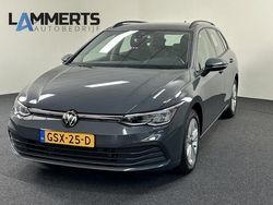 Grijs, metallic lak Gebruikt 2023 VW Golf VIII Life Stationwagen | € 28.950 (Eerlijke prijs)