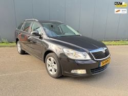 Zwart Gebruikt 2011 Skoda Octavia Business Line Stationwagen | € 2.950 (Goede deal)