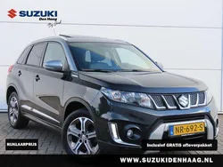Zwart Gebruikt 2017 Suzuki Vitara Style SUV | € 17.950 (Iets duurder)