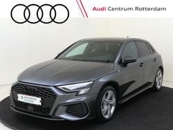Grijs Gebruikt 2024 Audi A3 Sportback Basis Hatchback | € 33.950 (Eerlijke prijs)
