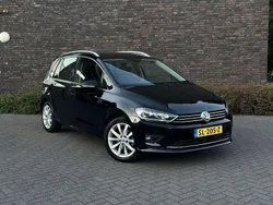 Zwart Gebruikt 2016 VW Golf VII Highline Stationwagen | € 13.950 (Goede deal)