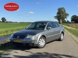 Grijs Gebruikt 2003 VW Passat Sportline Sedan | € 1.650 (Duur)