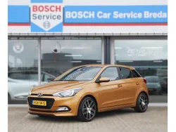 Oranje Gebruikt 2016 Hyundai i20 Hatchback | € 10.450 (Eerlijke prijs)