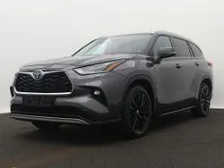 Grijs metallic Gebruikt 2024 Toyota Highlander Premium SUV | € 71.945 (Goede deal)