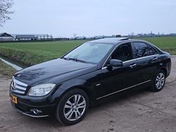 Zwart Gebruikt 2010 Mercedes C180 Avantgarde Sedan | € 5.450 (Goede deal)