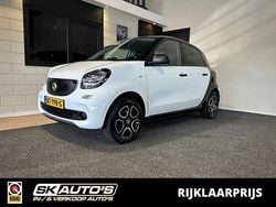 Wit Gebruikt 2016 Smart ForFour Pure Hatchback | € 9.995 (Eerlijke prijs)
