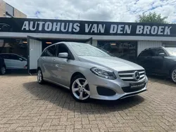 Grijs Gebruikt 2015 Mercedes B180 Ambition MPV | € 12.945 (Eerlijke prijs)