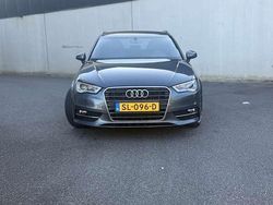 Grijs Gebruikt 2013 Audi A3 Hatchback | € 10.000 (Eerlijke prijs)