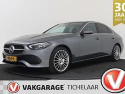 Grijs Gebruikt 2022 Mercedes C180 Luxury Sedan | € 36.399 (Super prijs)