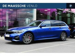 M portimao blau (blauw metallic) Gebruikt 2021 BMW 330e Comfort Edition Stationwagen | € 36.950 (Duur)