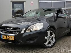 Grijs Gebruikt 2011 Volvo V60 Momentum Stationwagen | € 6.700 (Goede deal)