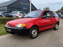 Rood Gebruikt 1998 Suzuki Swift GL Hatchback | € 799