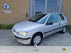 Grijs Gebruikt 2002 Peugeot 106 Hatchback | € 995 (Goede deal)