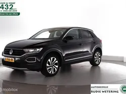 Zwart, metallic lak Gebruikt 2022 VW T-Roc Active SUV | € 26.950 (Goede deal)