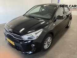 Zwart Gebruikt 2020 Kia Rio Hatchback | € 15.900 (Goede deal)