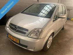Grijs Gebruikt 2005 Opel Meriva MPV | € 1.449 (Eerlijke prijs)