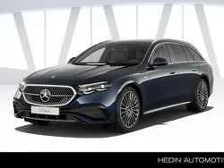 Blauw, metallic lak Nieuw 2025 Mercedes E300 Sport Edition Stationwagen | € 79.985 (Goede deal)