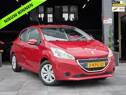 Rood Gebruikt 2013 Peugeot 208 Active Hatchback | € 4.994 (Eerlijke prijs)