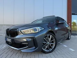 Grijs, metallic lak Gebruikt 2021 BMW 120 Executive Hatchback | € 29.499 (Eerlijke prijs)