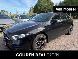 Zwart Gebruikt 2021 Mercedes A250 Business Hatchback | € 24.900 (Goede deal)