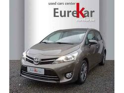 Bruin Gebruikt 2016 Toyota Verso MPV | € 12.990