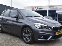Grijs Gebruikt 2015 BMW 218 Executive Stationwagen | € 10.950 (Iets duurder)