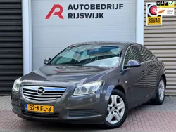 Grijs Gebruikt 2009 Opel Insignia Edition Hatchback | € 3.500