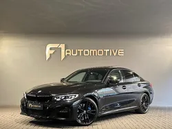 Zwart Gebruikt 2022 BMW 320 M Sport Sedan | € 36.890 (Eerlijke prijs)