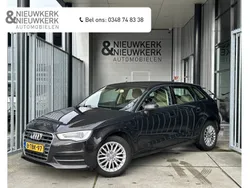 Bruin Gebruikt 2014 Audi A3 Ambiente Hatchback | € 10.889 (Eerlijke prijs)