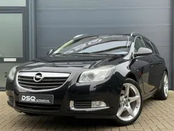 Zwart, metallic lak Gebruikt 2009 Opel Insignia Sport Stationwagen | € 6.950 (Duur)