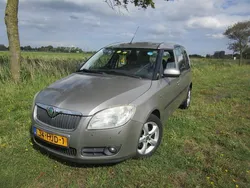 Beige Gebruikt 2009 Skoda Roomster Stationwagen | € 999 (Super prijs)
